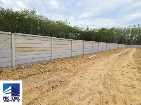 รับติดตั้งรั้วคอนกรีตสำเร็จรูปชลบุรี